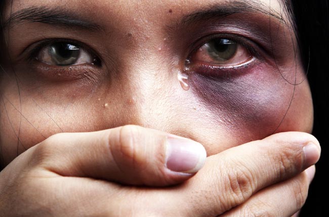 نگاهی به عوامل خشونت علیه زنان 